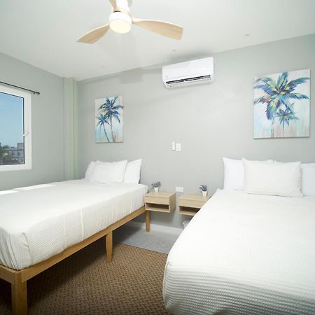 Sandbar Beachfront Hostel & Restaurant ซานเปโดร ภายนอก รูปภาพ