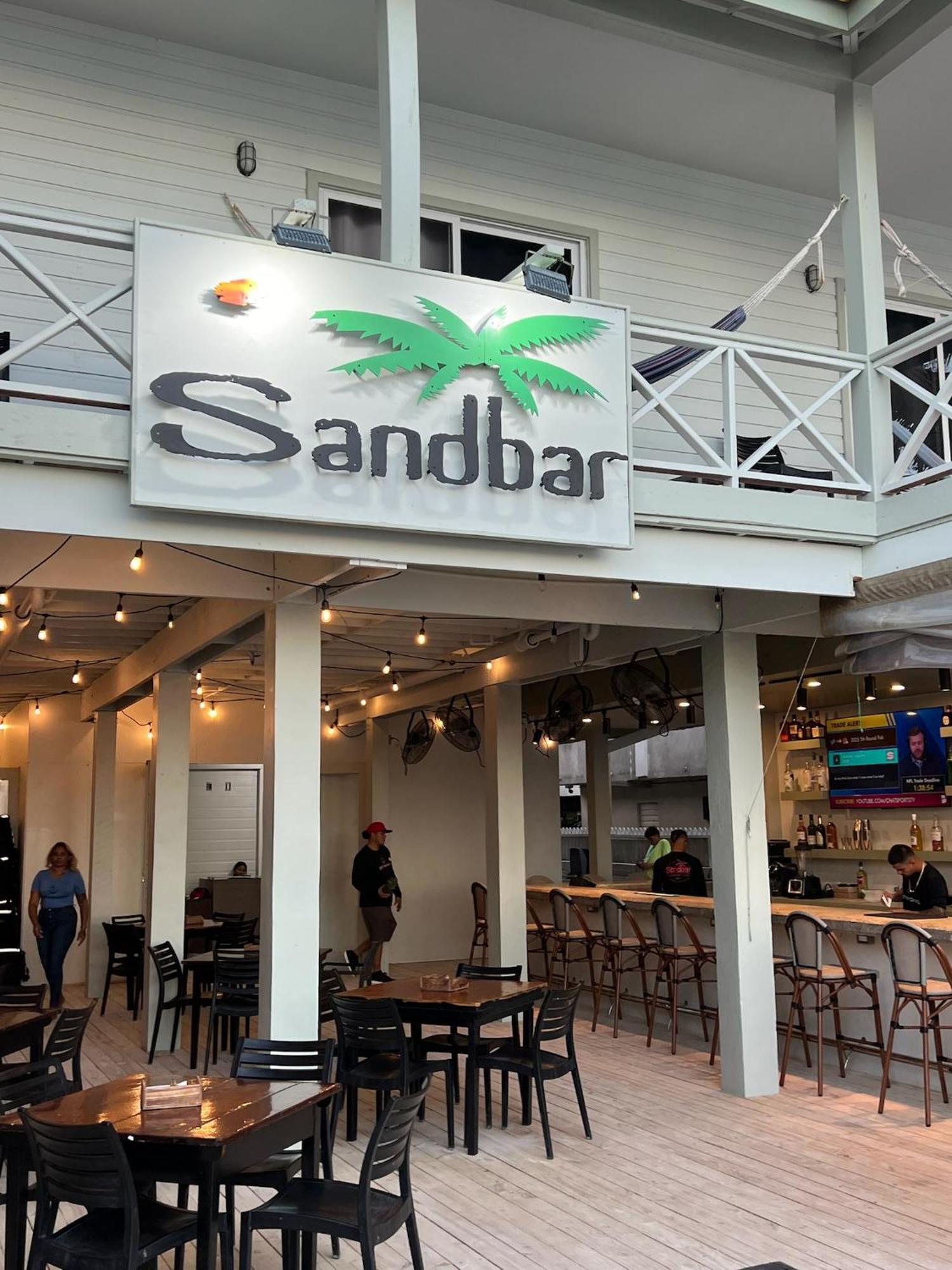 Sandbar Beachfront Hostel & Restaurant ซานเปโดร ภายนอก รูปภาพ