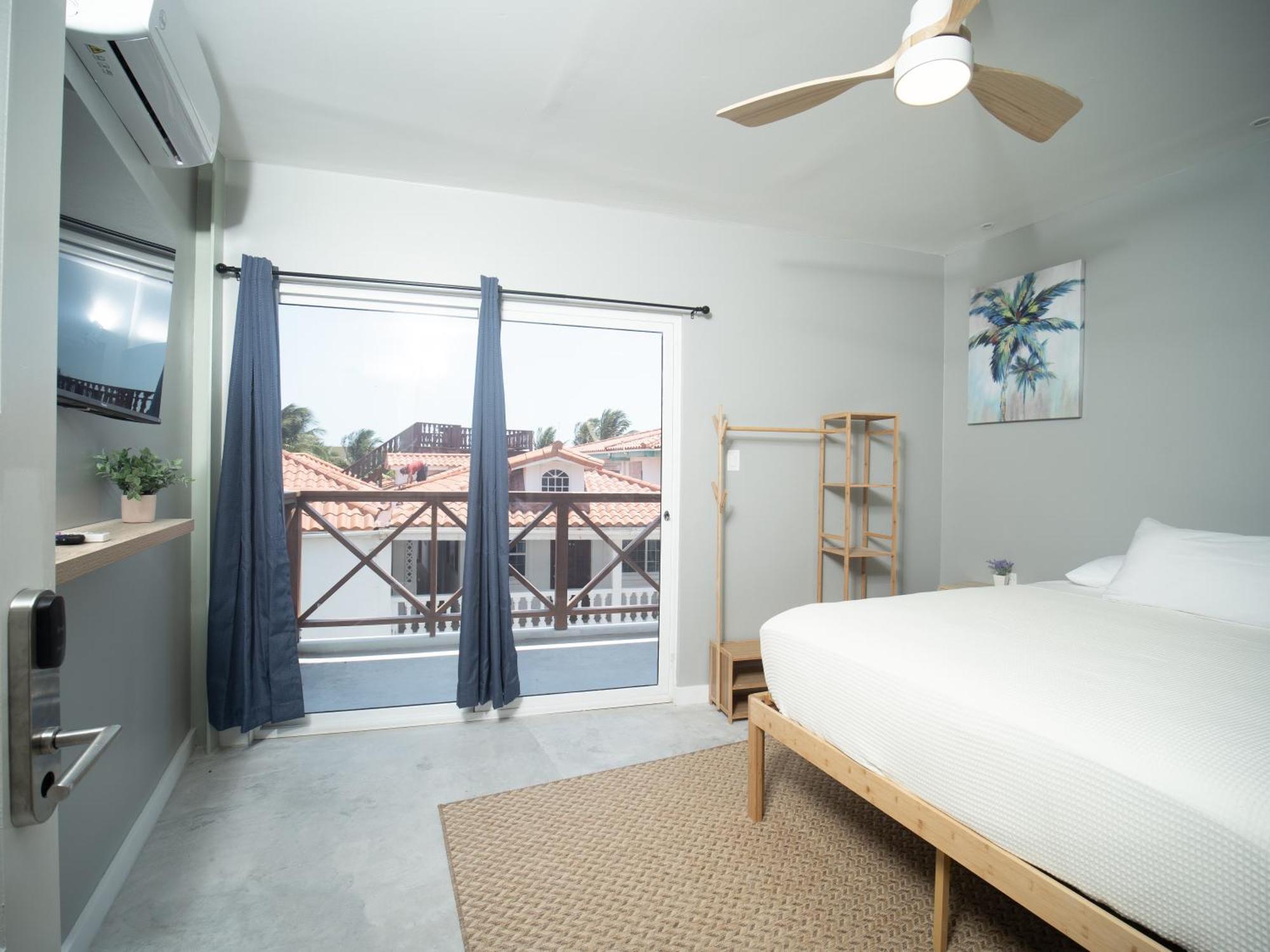 Sandbar Beachfront Hostel & Restaurant ซานเปโดร ห้อง รูปภาพ